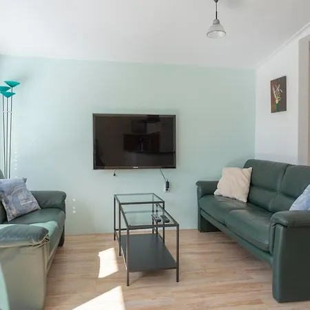Lovely House With Terrace Tatil Evi Callantsoog